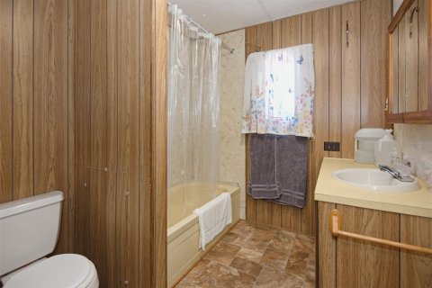 House in Edgewater, Florida 3 bedrooms, 119.66 sq.m. № 2236774 - photo 18