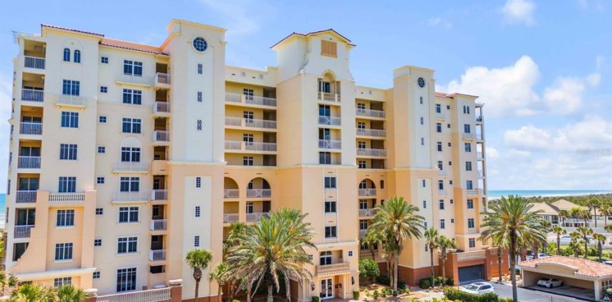 Condominio en New Smyrna Beach, Florida, 3 dormitorios № 2098052
