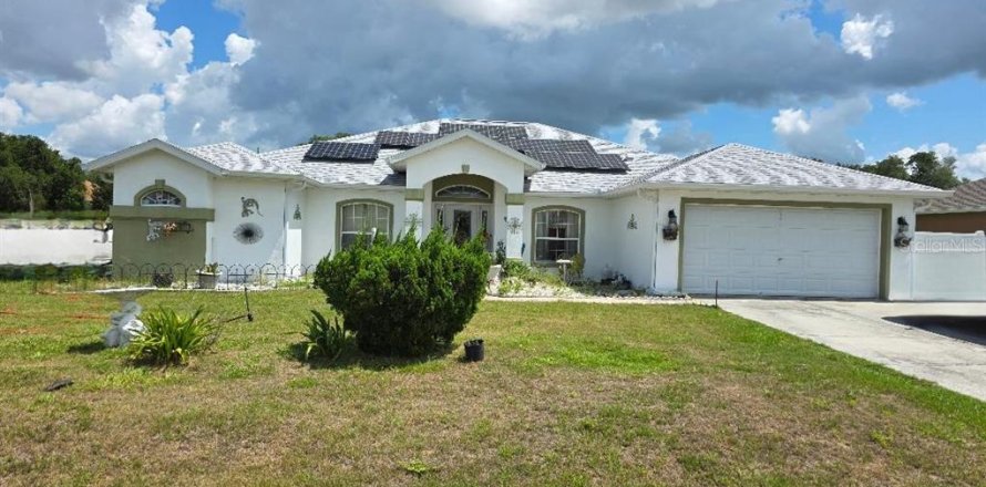 House in Ocala, Florida 4 bedrooms, 226.31 sq.m. № 1851335