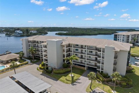 Copropriété à vendre à Port Richey, Floride: 2 chambres, 95.22 m2 № 1628513 - photo 2