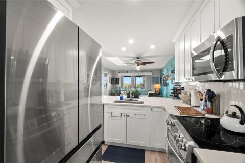Copropriété à vendre à Port Richey, Floride: 2 chambres, 95.22 m2 № 1628513 - photo 7