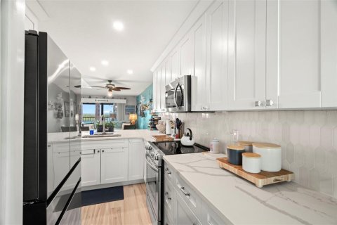 Copropriété à vendre à Port Richey, Floride: 2 chambres, 95.22 m2 № 1628513 - photo 6