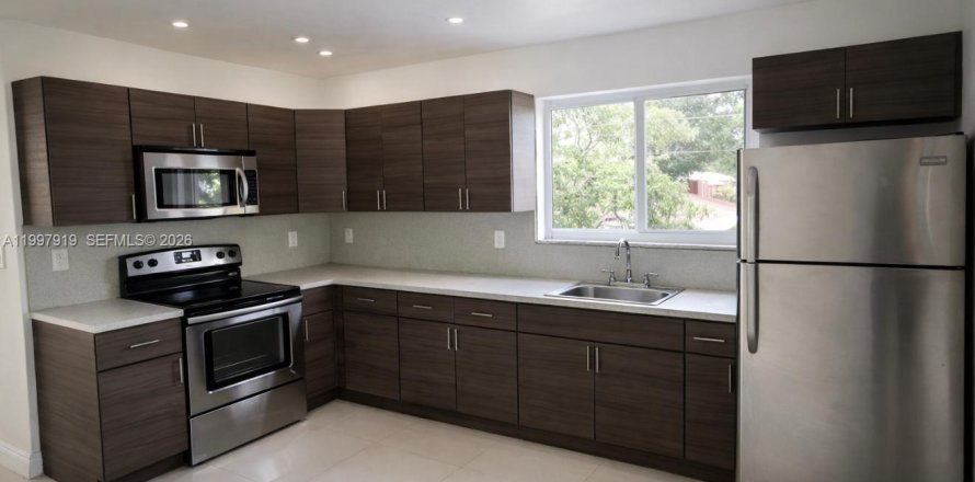 Apartamento en Miami, Florida 2 dormitorios № 2064402