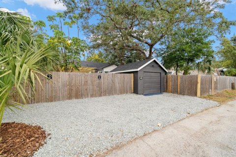 Купить виллу или дом в Сент-Питерсберг, Флорида 10 комнат, 117.15м2, № 1510071 - фото 5