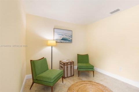 Купить виллу или дом в Майами, Флорида 3 спальни, 146.69м2, № 1997973 - фото 15