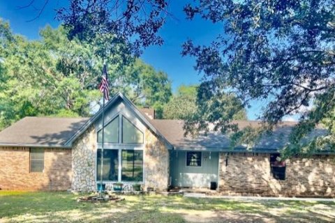 Villa ou maison à vendre à Crestview, Floride: 3 chambres, 183.95 m2 № 589882 - photo 1