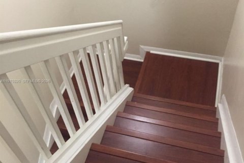 Adosado en venta en Homestead, Florida, 3 dormitorios, 155.7 m2 № 2042958 - foto 7