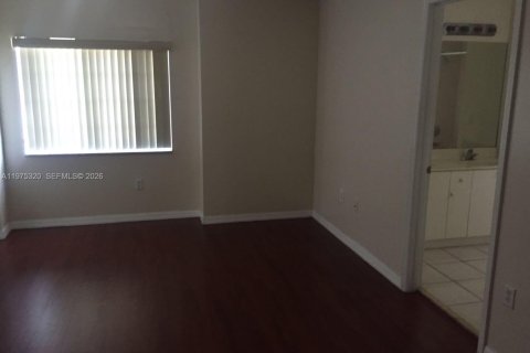 Adosado en venta en Homestead, Florida, 3 dormitorios, 155.7 m2 № 2042958 - foto 8