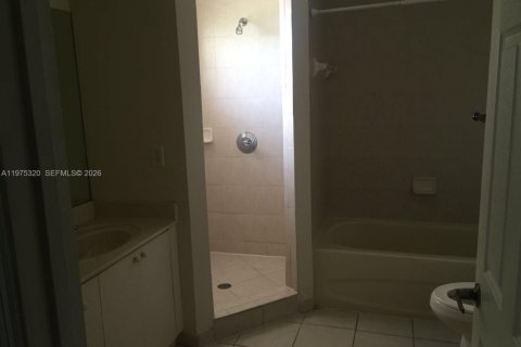 Adosado en venta en Homestead, Florida, 3 dormitorios, 155.7 m2 № 2042958 - foto 9