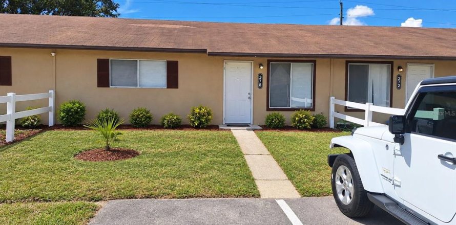 Condo à Tavares, Floride, 3 chambres  № 2399558