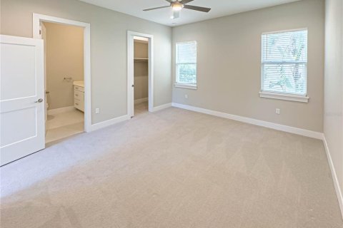 House in Montverde, Florida 4 bedrooms, 276.94 sq.m. № 1792108 - photo 19