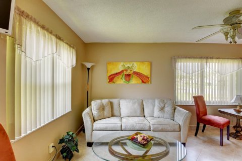 Casa en alquiler en Delray Beach, Florida, 2 dormitorios, 130.62 m2 № 2246304 - foto 17