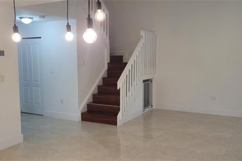 Casa en venta en Sunrise, Florida, 4 dormitorios, 171.59 m2 № 2179889 - foto 20