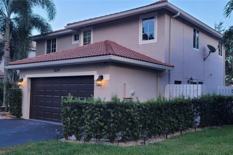 Casa en venta en Sunrise, Florida, 4 dormitorios, 171.59 m2 № 2179889 - foto 2