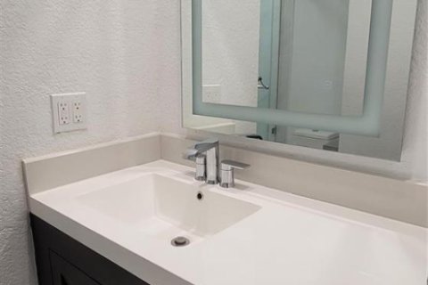 Casa en venta en Sunrise, Florida, 4 dormitorios, 171.59 m2 № 2179889 - foto 25