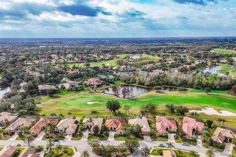 Villa ou maison à vendre à Lakewood Ranch, Floride: 2 chambres, 267.47 m2 № 2201517 - photo 3