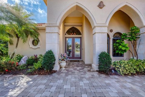 Villa ou maison à vendre à Lakewood Ranch, Floride: 2 chambres, 267.47 m2 № 2201517 - photo 9