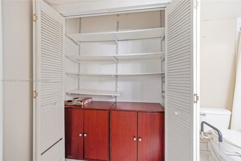 Copropriété à vendre à Deerfield Beach, Floride: 2 chambres, 85.47 m2 № 1891802 - photo 15