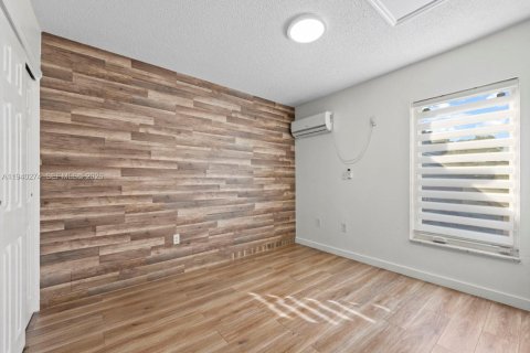 Купить виллу или дом в Майами-Гарденс, Флорида 4 спальни, 131.36м2, № 1997377 - фото 13