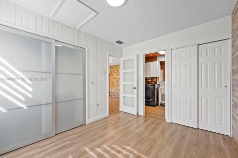 Купить виллу или дом в Майами-Гарденс, Флорида 4 спальни, 131.36м2, № 1997377 - фото 14