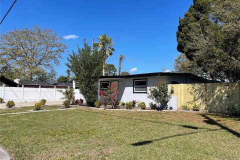 Casa en venta en Pinellas Park, Florida, 3 dormitorios, 111.95 m2 № 1563104 - foto 3