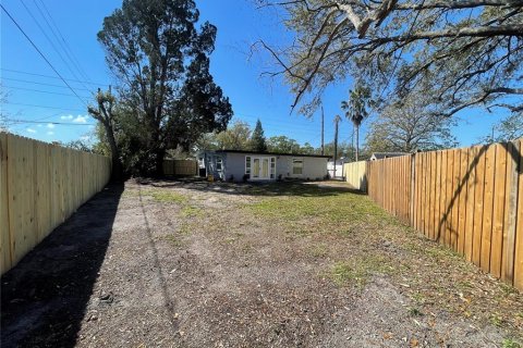 House in Pinellas Park, Florida 3 bedrooms, 111.95 sq.m. № 1563104 - photo 20