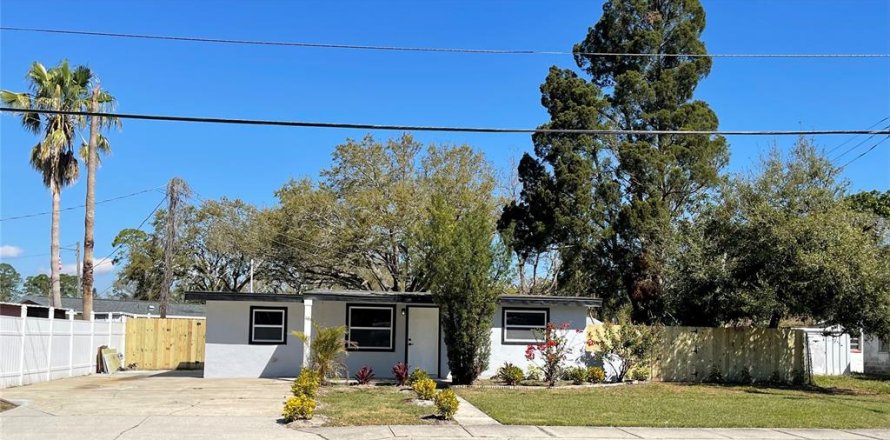 Casa en Pinellas Park, Florida 3 dormitorios, 111.95 m2 № 1563104
