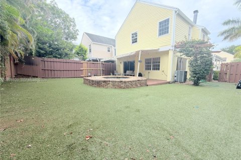 Villa ou maison à louer à Miami, Floride: 4 chambres № 2086086 - photo 2