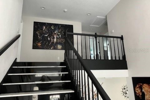 Casa en venta en Tampa, Florida, 4 dormitorios, 285.3 m2 № 2222742 - foto 28