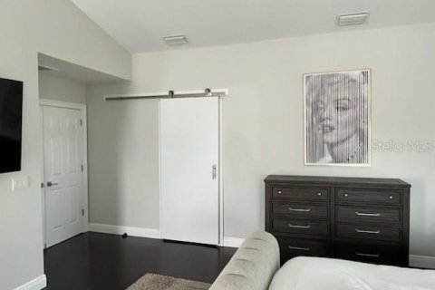 Casa en venta en Tampa, Florida, 4 dormitorios, 285.3 m2 № 2222742 - foto 29