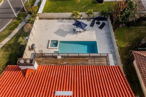 Casa en venta en Tampa, Florida, 4 dormitorios, 285.3 m2 № 2222742 - foto 19