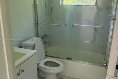 Купить коммерческую недвижимость в Майами, Флорида 139.35м2, № 1971524 - фото 9