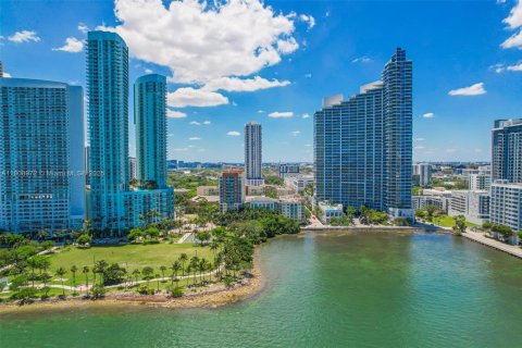 Condo in Miami, Florida, 3 bedrooms  № 1756851 - photo 6