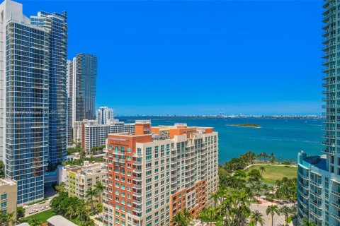 Condo in Miami, Florida, 3 bedrooms  № 1756851 - photo 12