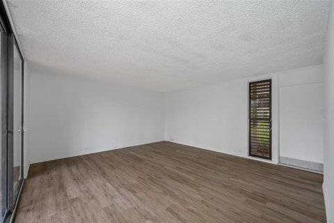 Condominio en venta en Osprey, Florida, 2 dormitorios, 110 m2 № 1322141 - foto 5
