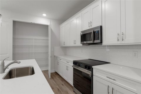 Casa en venta en Hernando, Florida, 4 dormitorios, 176.79 m2 № 2110851 - foto 20