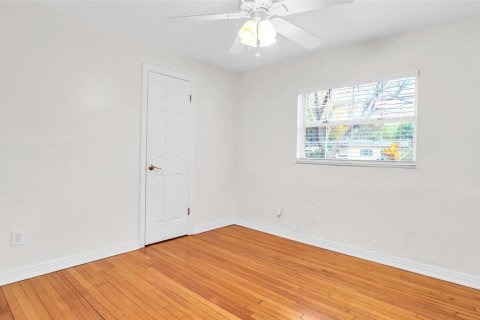 Casa en alquiler en Tampa, Florida, 3 dormitorios, 126.72 m2 № 1835779 - foto 15