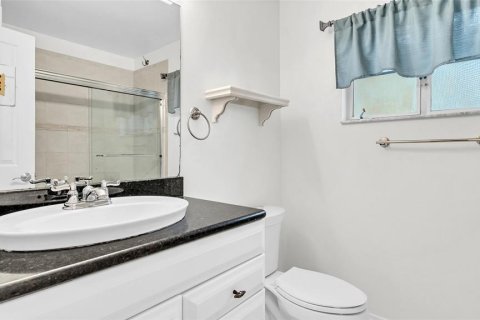 Casa en alquiler en Tampa, Florida, 3 dormitorios, 126.72 m2 № 1835779 - foto 12