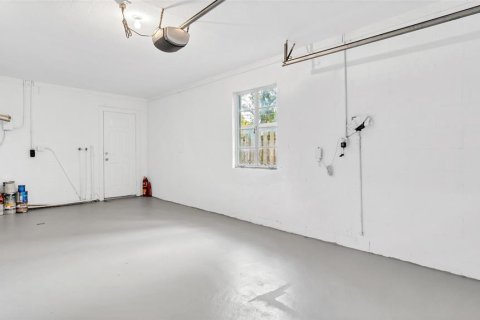 Casa en alquiler en Tampa, Florida, 3 dormitorios, 126.72 m2 № 1835779 - foto 17