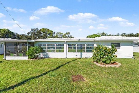 Villa ou maison à vendre à Seminole, Floride: 2 chambres, 120.87 m2 № 2419177 - photo 29