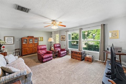 Villa ou maison à vendre à Seminole, Floride: 2 chambres, 120.87 m2 № 2419177 - photo 4