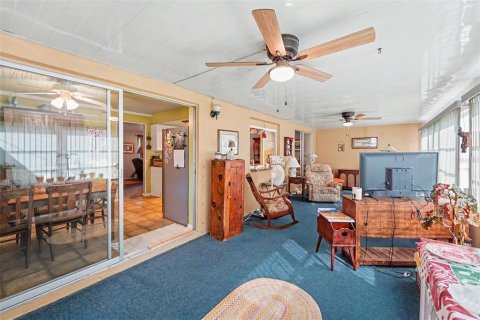 Villa ou maison à vendre à Seminole, Floride: 2 chambres, 120.87 m2 № 2419177 - photo 12