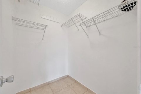 Condominio en alquiler en Saint Petersburg, Florida, 1 dormitorio, 67.73 m2 № 1873513 - foto 16