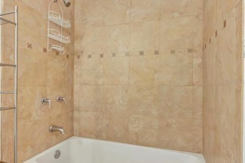 Condominio en alquiler en Saint Petersburg, Florida, 1 dormitorio, 67.73 m2 № 1873513 - foto 22