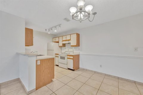 Condominio en alquiler en Saint Petersburg, Florida, 1 dormitorio, 67.73 m2 № 1873513 - foto 9