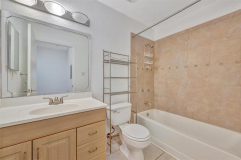 Condominio en alquiler en Saint Petersburg, Florida, 1 dormitorio, 67.73 m2 № 1873513 - foto 21