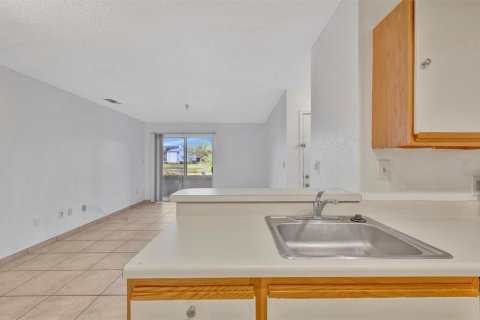 Condominio en alquiler en Saint Petersburg, Florida, 1 dormitorio, 67.73 m2 № 1873513 - foto 14