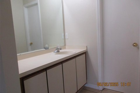 Townhouse in Kissimmee, Florida 3 bedrooms, 118.64 sq.m. № 1792363 - photo 11