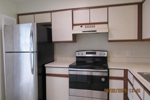 Townhouse in Kissimmee, Florida 3 bedrooms, 118.64 sq.m. № 1792363 - photo 4