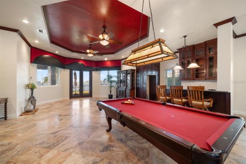 House in Belleair, Florida 5 bedrooms, 556.02 sq.m. № 1512158 - photo 30